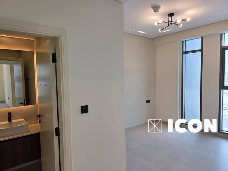 Just Handed over | Amenity Rich | Vacant Ready - Image 15