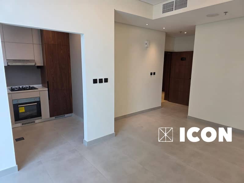Just Handed over | Amenity Rich | Vacant Ready - Image 3