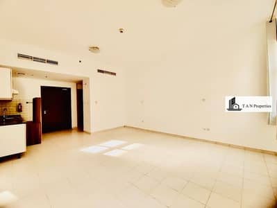 Studio for Rent in Bur Dubai, Dubai - 3366a03c-b1b4-4bc7-9190-a13cc7383f28. jpg