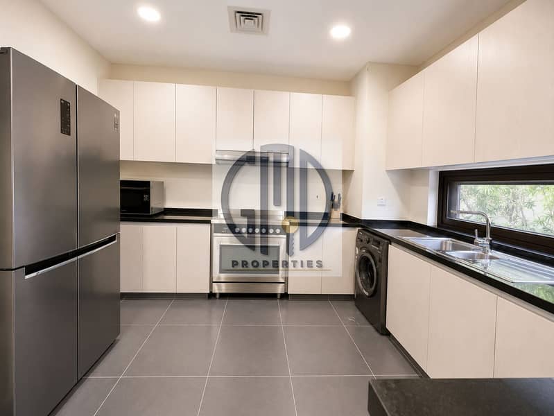 8 kitchen1. png