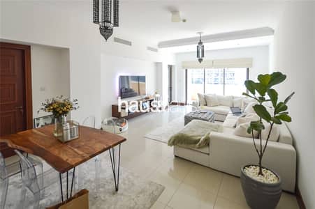 1 Bedroom Apartment for Rent in Palm Jumeirah, Dubai - Upgraded | Two Balconies | Start of June
