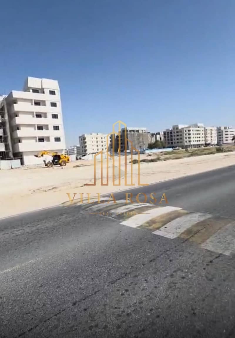 2 0ac03f37-aed5-45e6-9197-84d37c8d6417. jpg