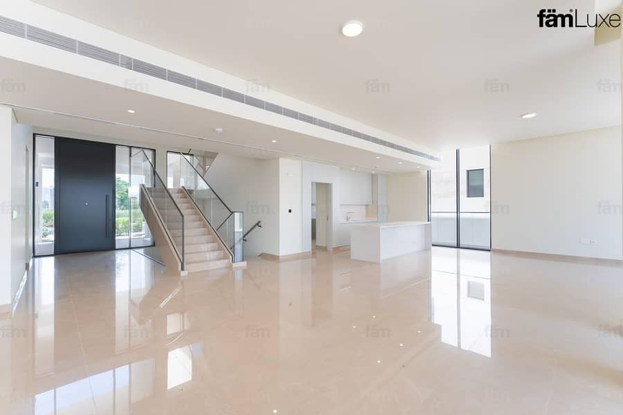 5 Bedrooms | Lagoon View | Branded Residence 5 Bedrooms | Lagoon View | Branded Residence