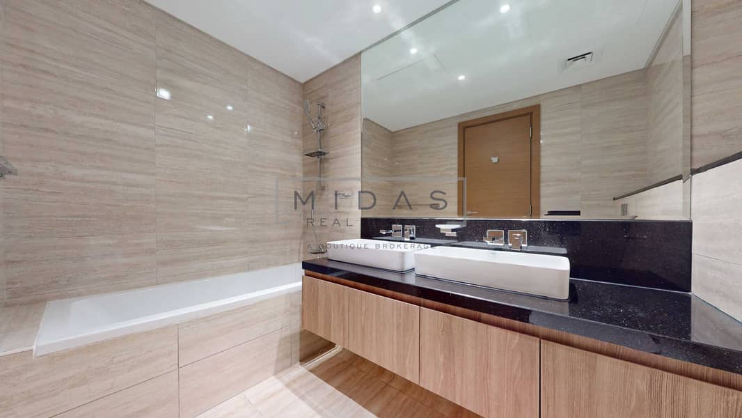 12 MIDAS-Urban-Oaissi-Unit-1306-05062026_164822. jpg
