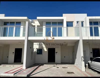 3 Bedroom Townhouse for Rent in DAMAC Hills 2 (Akoya by DAMAC), Dubai - PHOTO-2026-01-08-18-08-20. jpg