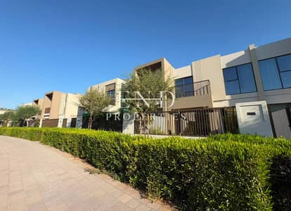 3 Schlafzimmer Townhouse zum zur Miete in Dubailand, Dubai - Reihenhaus in Dubailand,Villanova,La Violeta,La Violeta 1, 3 schlafzimmer, 160000 AED - 15385445 3 Schlafzimmer Townhouse zum zur Miete in Dubailand, Dubai - Reihenhaus in Dubailand,Villanova,La Violeta,La Violeta 1, 3 schlafzimmer, 160000 AED - 15385445