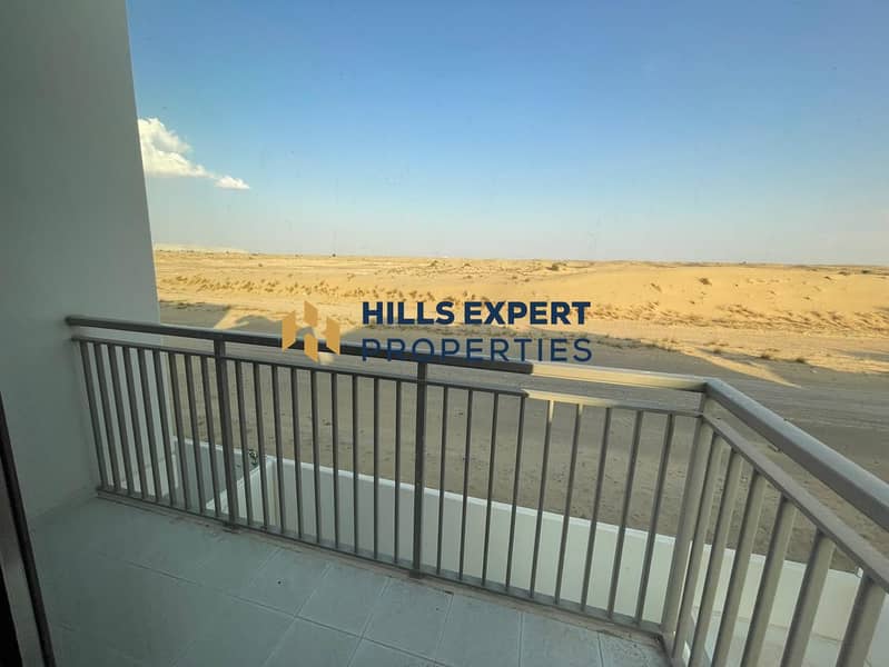 15 cc0568bd-c360-4d4a-a384-dc0a536aaf25. jpg