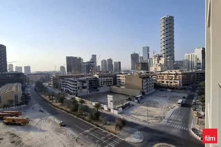 Studio for Sale in Jumeirah Village Circle (JVC), Dubai - Smart Studio for Sale High ROI in JVC