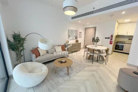 1 Bedroom Flat for Sale in Jumeirah Village Circle (JVC), Dubai - Huge Layout | Balcony | Furnished | VOT