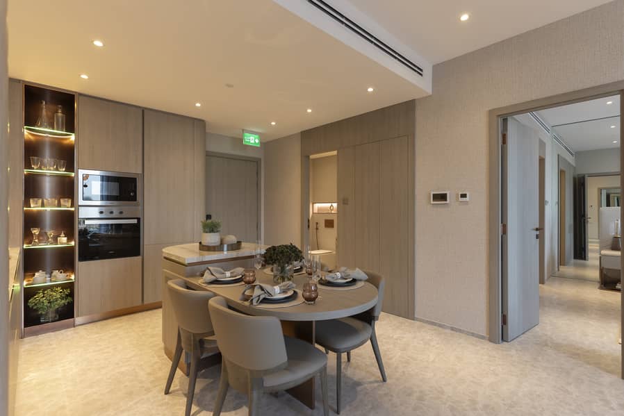 Marina Skyline 1-Bed | Iconic Versace Touch | Elegant Interiors | Cash Deal | Call Today! - Image 11
