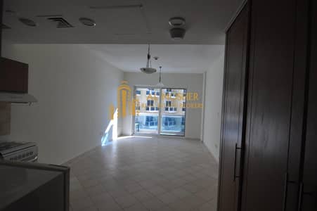 Negotiable price for a Spacious studio for rent with parking (111) Negotiable price for a Spacious studio for rent with parking (111)