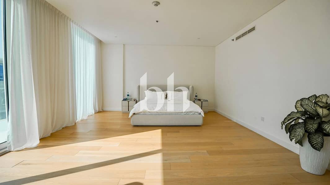 5 Image 0