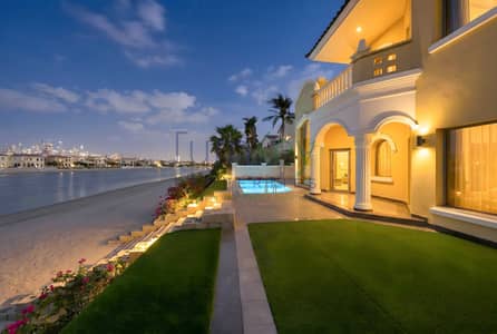 4 Bedroom Villa for Sale in Palm Jumeirah, Dubai - 1. jpg