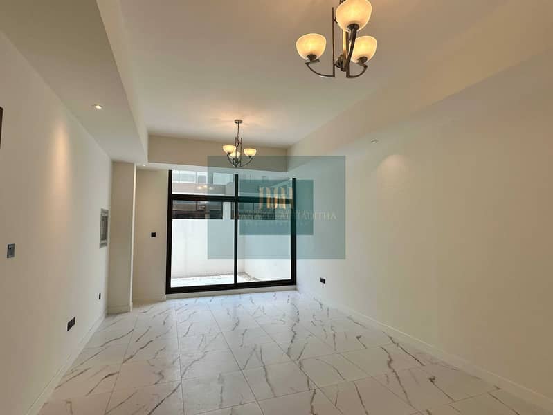 4 BR + MAIDS I NEAR POOL | MID UNIT | BRAND NEW - Image 3