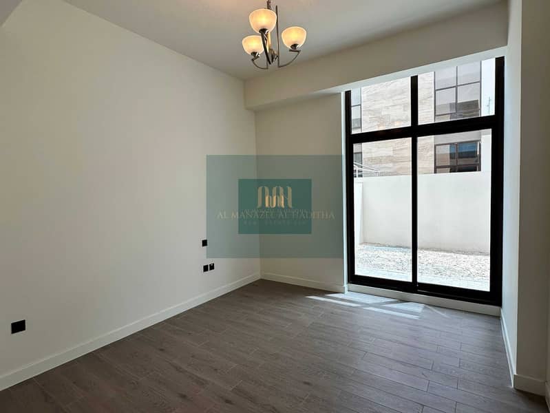 4 BR + MAIDS I NEAR POOL | MID UNIT | BRAND NEW - Image 6