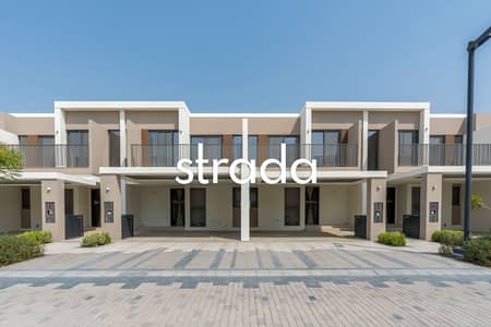 3 Bedroom Townhouse for Rent in Tilal Al Ghaf, Dubai - Beautifully Landscaped | Single Row | Nearby Pool 3 Bedroom Townhouse for Rent in Tilal Al Ghaf, Dubai - Beautifully Landscaped | Single Row | Nearby Pool