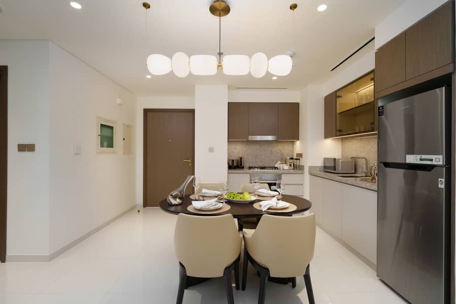 7 Kitchen (1). JPG