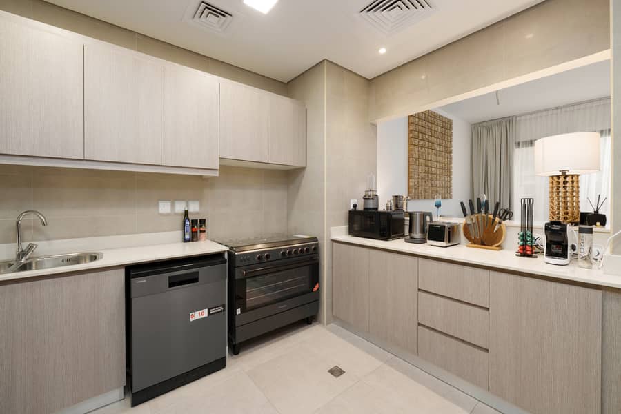 11 24. Kitchen_. jpg