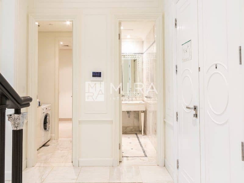 28 20221118_Photoshoot Culture Palazzo Versace 2012 (24)