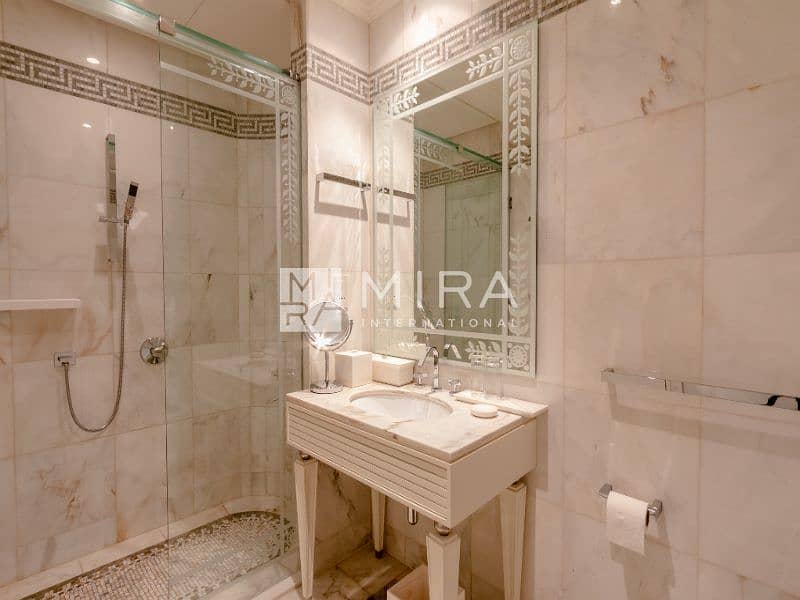 30 20221118_Photoshoot Culture Palazzo Versace 2012 (19)
