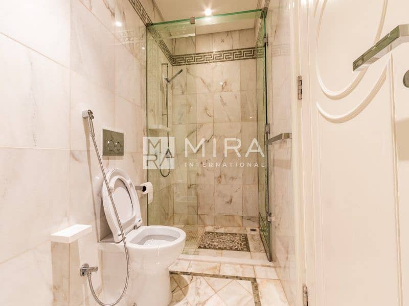33 20221118_Photoshoot Culture Palazzo Versace 2012 (6)