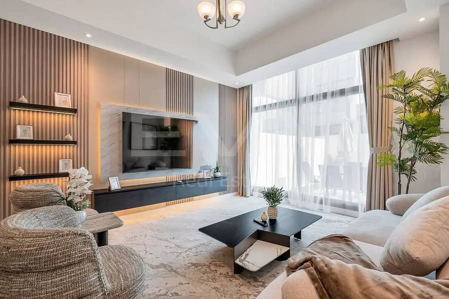 MIDDLE UNIT | COMMUNITY VIEW | INVESTOR DEAL - Image 2