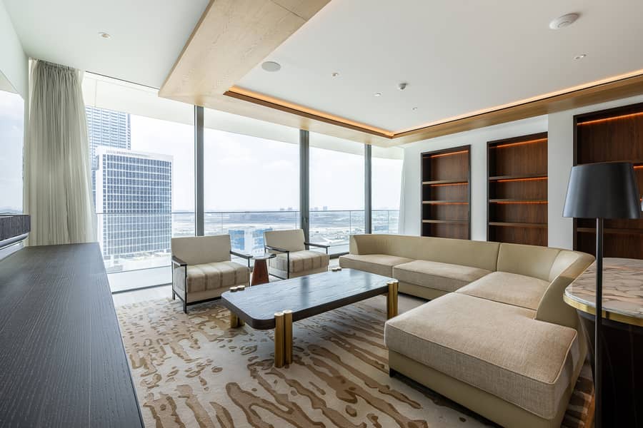 14 0L7A1855-HDR. jpg