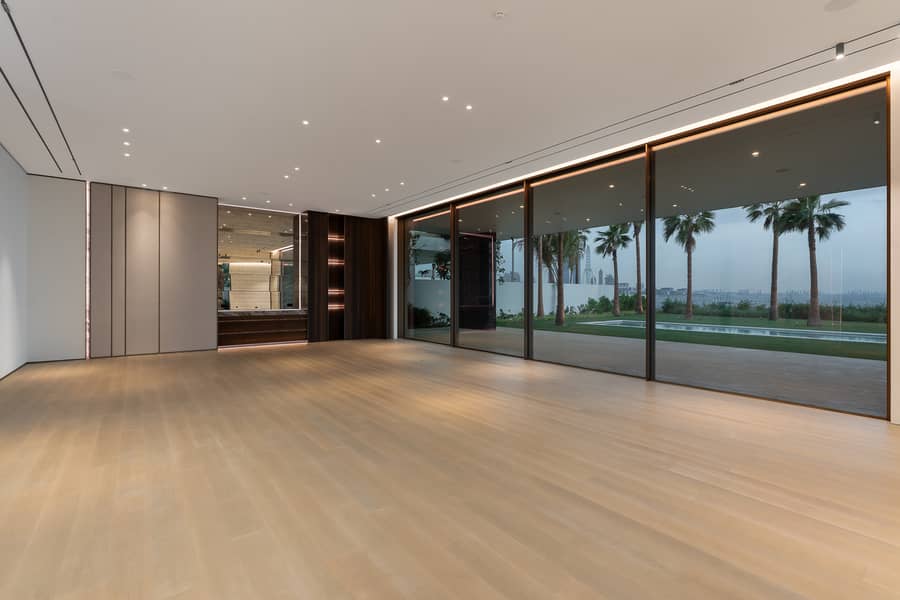 36 UAE-S-60072 DSC04637-Edit. jpg
