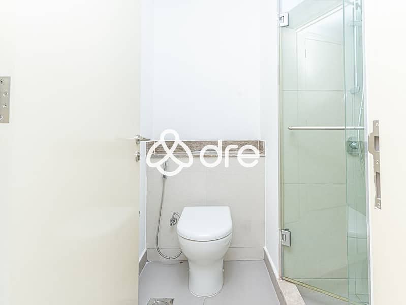 27 DRE02920-Edit. JPG