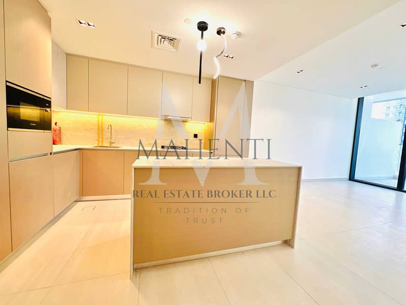 BRAND NEW | PRIVATE POOL | FULLY FITTED KITCHEN | READY TO MOVE | - Image 9