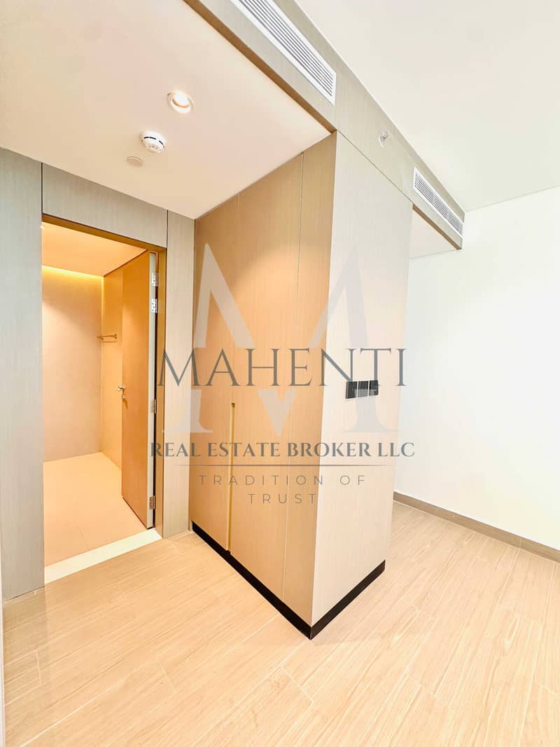 BRAND NEW | PRIVATE POOL | FULLY FITTED KITCHEN | READY TO MOVE | - Image 17