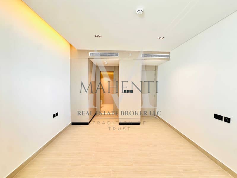 BRAND NEW | PRIVATE POOL | FULLY FITTED KITCHEN | READY TO MOVE | - Image 24