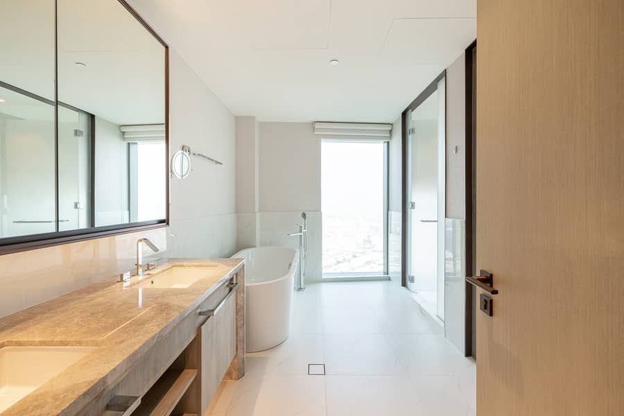 21 0L7A6933-HDR. jpg