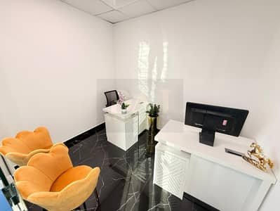 Office zum zur Miete in Bur Dubai, Dubai - 5a8a41e6-9644-42d7-8dbd-f4548ae5d3e6. jpg