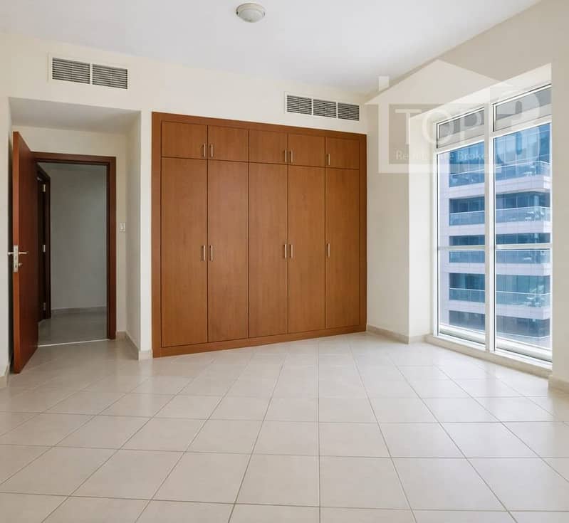 5 Bed 1. jpg