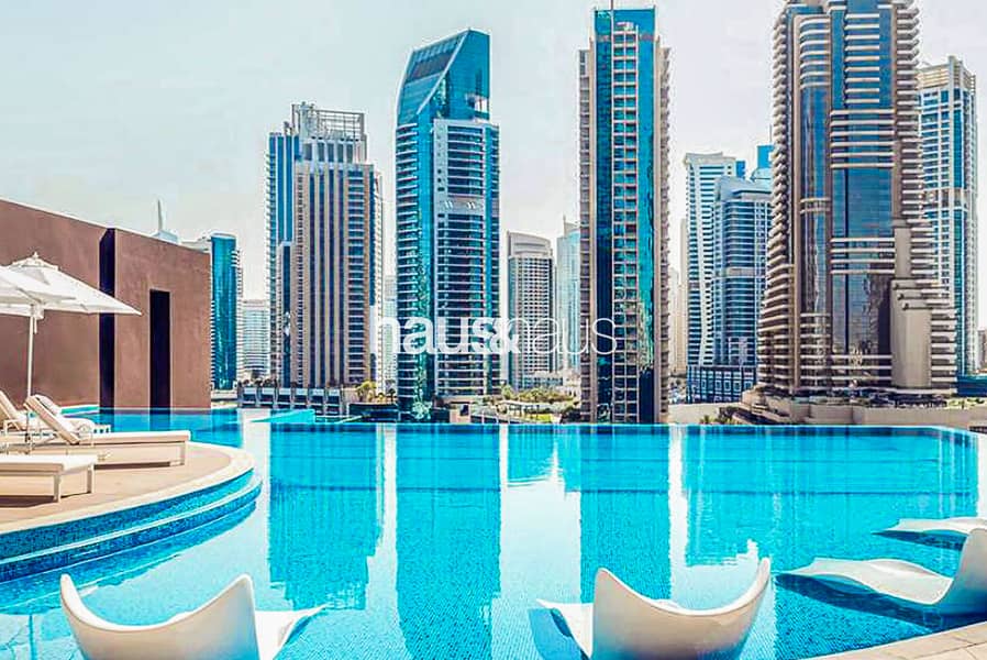 8 Jumeirah Living (1) - Pool. jpg