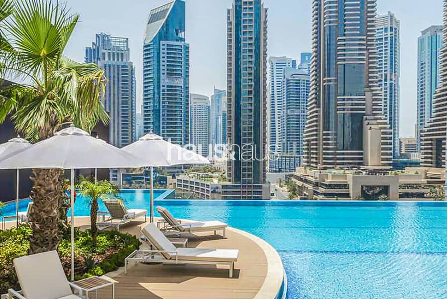 32 Jumeirah Living (2) - Pool. jpg