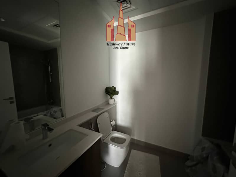 18 IMG_2044. jpeg
