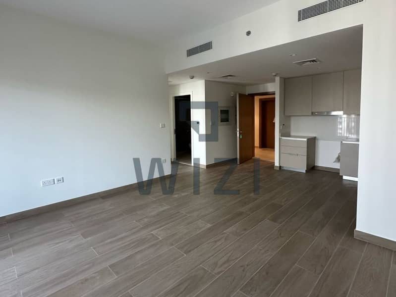 High Floor | Pool View | Ready & Vacant