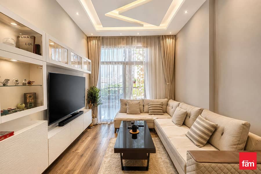 CASH BUYER ONLY | LAUNDRY ROOM | CHILLER FREE CASH BUYER ONLY | LAUNDRY ROOM | CHILLER FREE