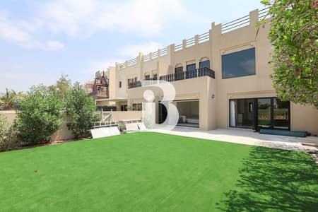 3 Bedroom Townhouse for Sale in Al Hamra Village, Ras Al Khaimah - Freshly Renovated Townhouse with Golf & Canal View 3 Bedroom Townhouse for Sale in Al Hamra Village, Ras Al Khaimah - Freshly Renovated Townhouse with Golf & Canal View