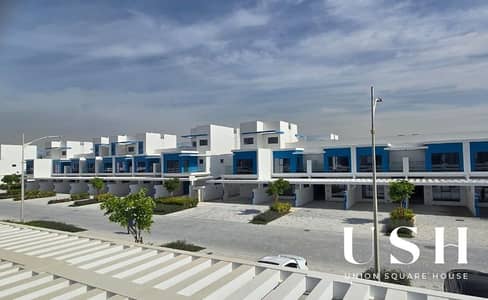 5 Bedroom Townhouse for Rent in DAMAC Lagoons, Dubai - 1. jpg 5 Bedroom Townhouse for Rent in DAMAC Lagoons, Dubai - 1. jpg