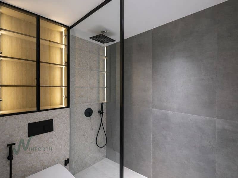 High End Upgrades Elevator | Large Corner Plot | Ready - Image 14