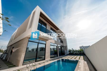 5 Bedroom Villa for Sale in Saadiyat Island, Abu Dhabi - 5BR w/ Private Pool | Vacant | High End Facilities 5 Bedroom Villa for Sale in Saadiyat Island, Abu Dhabi - 5BR w/ Private Pool | Vacant | High End Facilities