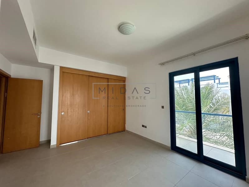 6 1. jpeg