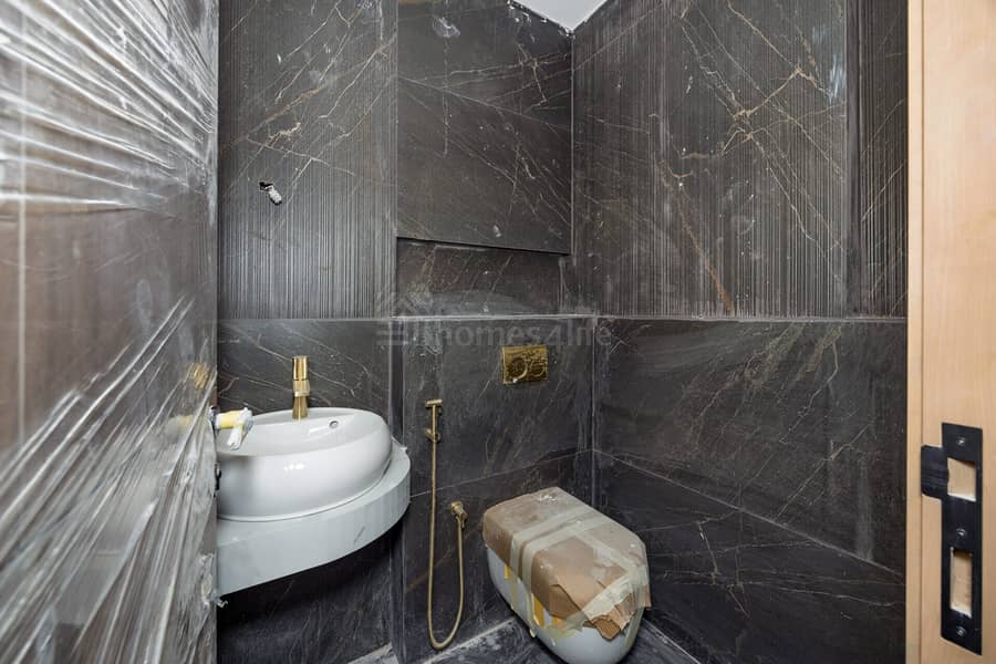 2-bedroom Ensuite l Great Connectivity l Luxury - Image 22
