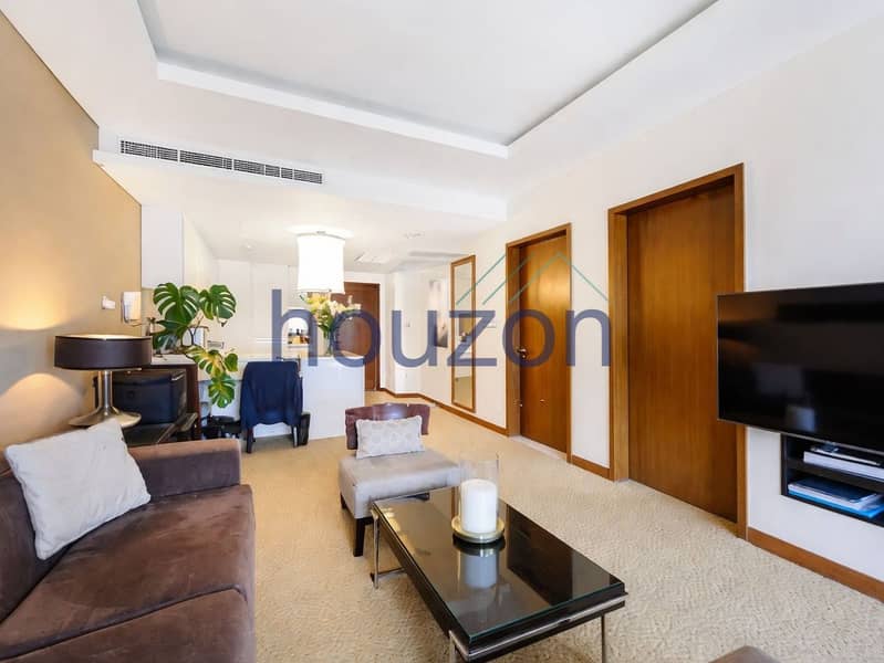 Luxurious 1BR | High Floor | Ready to Move Luxurious 1BR | High Floor | Ready to Move