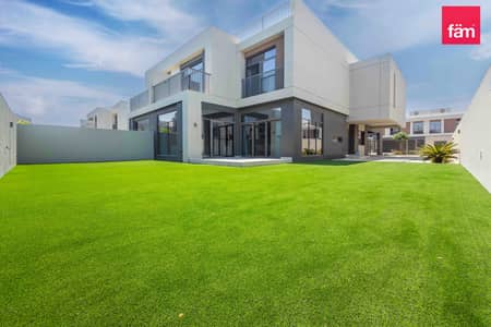 4 Bedroom Villa for Sale in Dubai South, Dubai - Upgraded|Big Plot|SemiDetached|Vacant on transfer 4 Bedroom Villa for Sale in Dubai South, Dubai - Upgraded|Big Plot|SemiDetached|Vacant on transfer