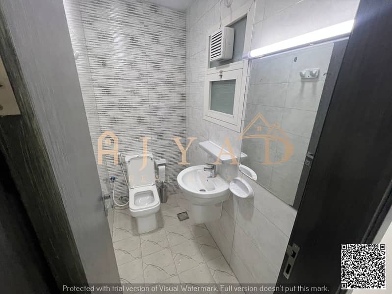 8 5e198fdd-2580-47eb-9de0-3e781e89dc32. jpg
