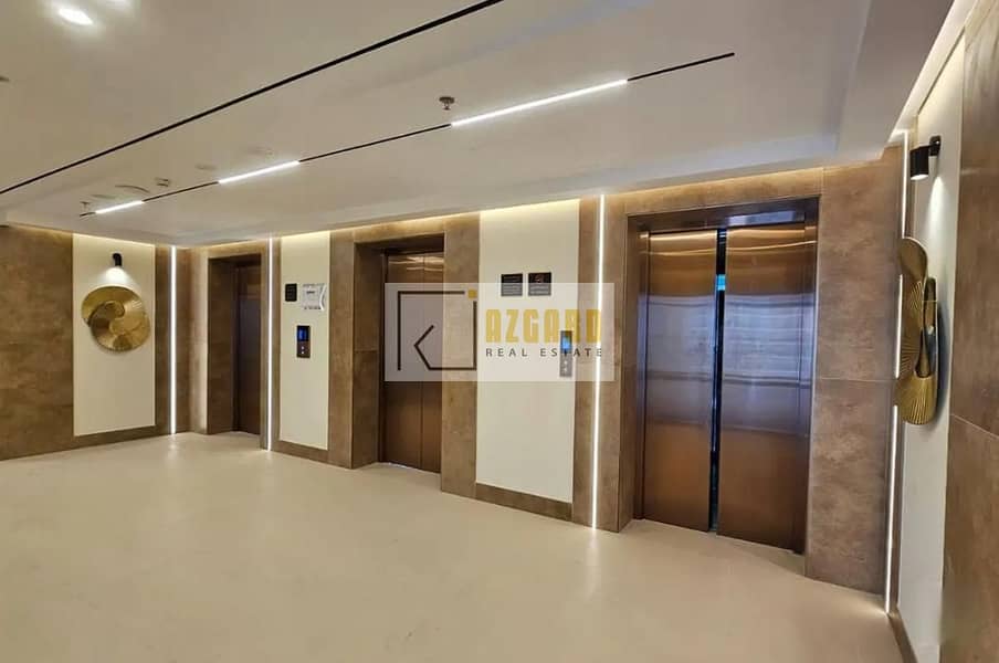 Studio | Brand New | Next to Metro | Modern - Image 5